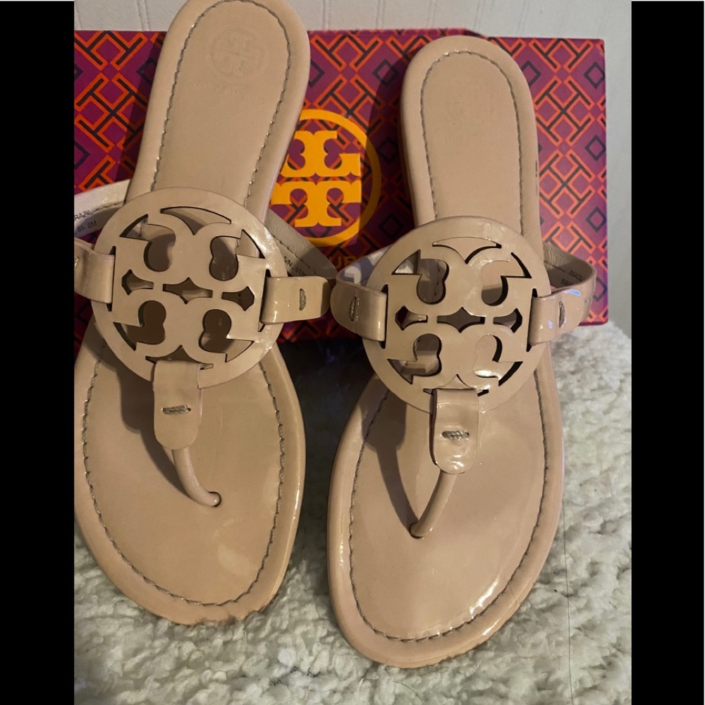 Authentic Tory Burch patent leather sandals